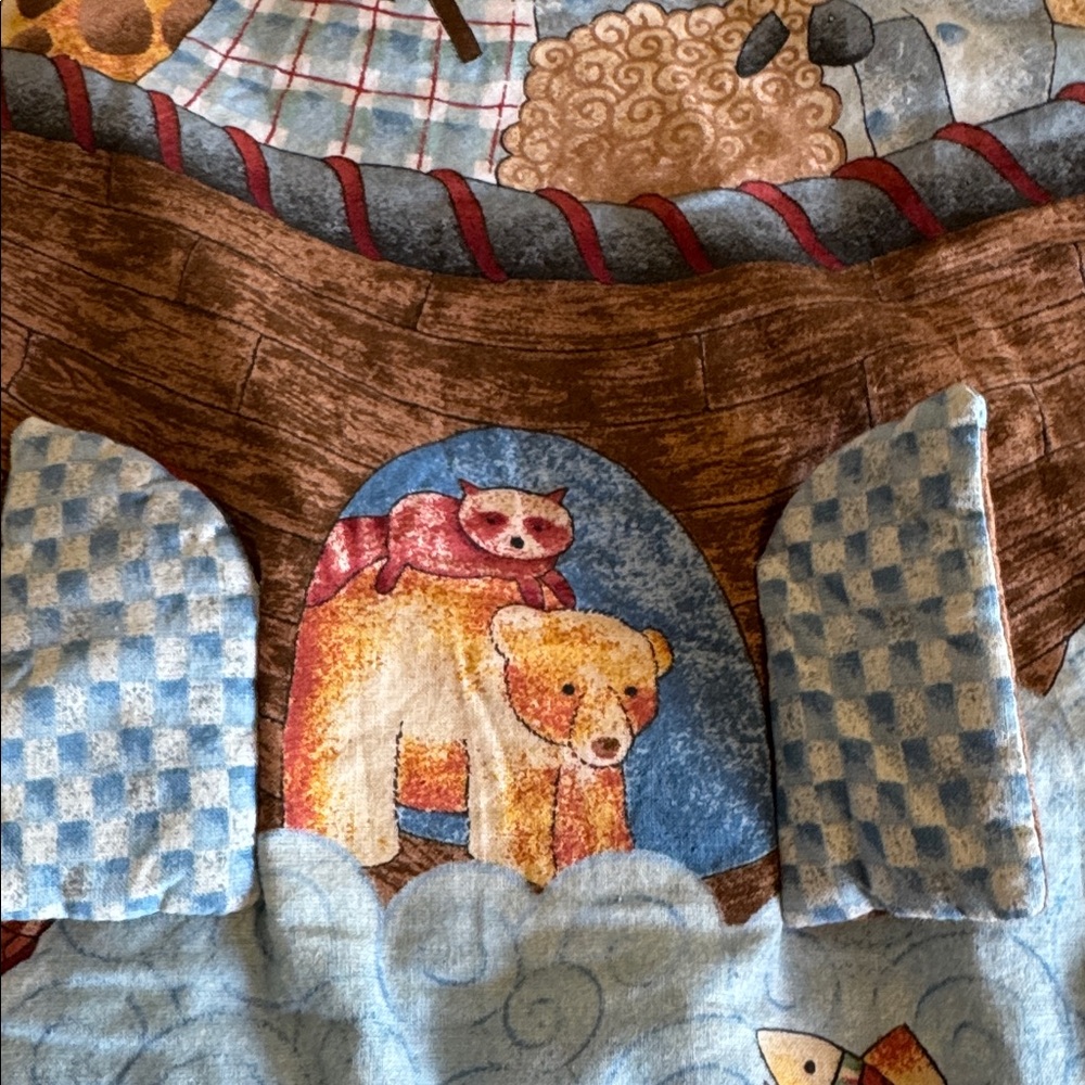 Vintage Noah’s Ark Baby bed comforter quilt - Picture 4 of 9
